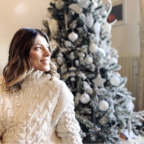 Zara pulls - Picture 1 of 5